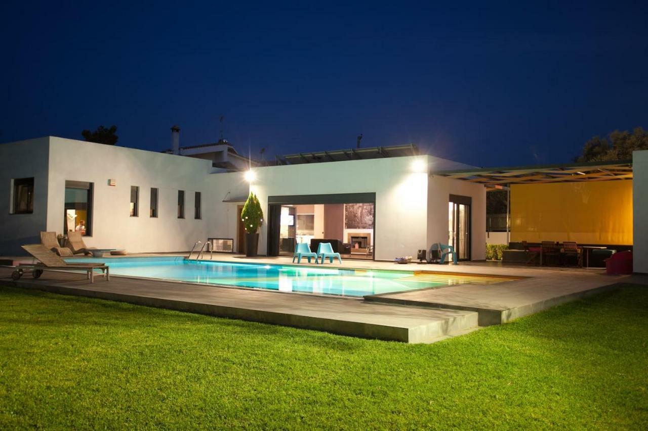 Villa Natasa Lampiri  外观 照片